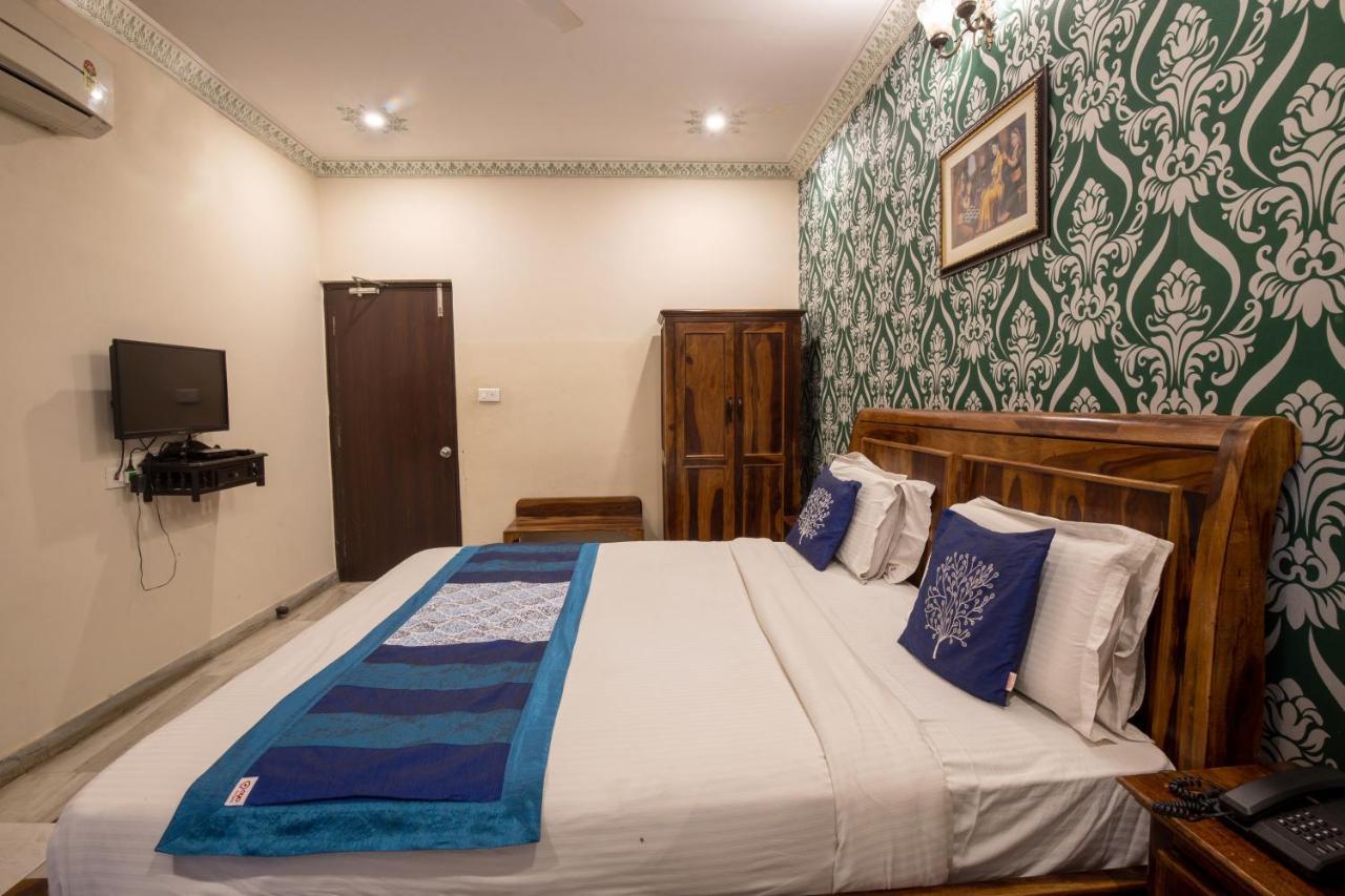 Hotel Royal Pratap Niwas Udaipur Eksteriør billede