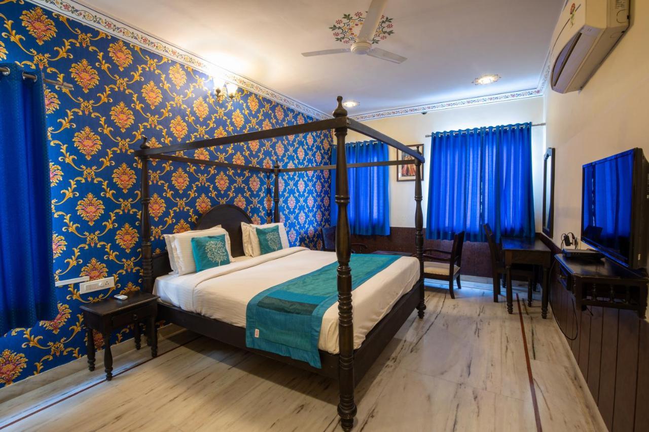 Hotel Royal Pratap Niwas Udaipur Eksteriør billede